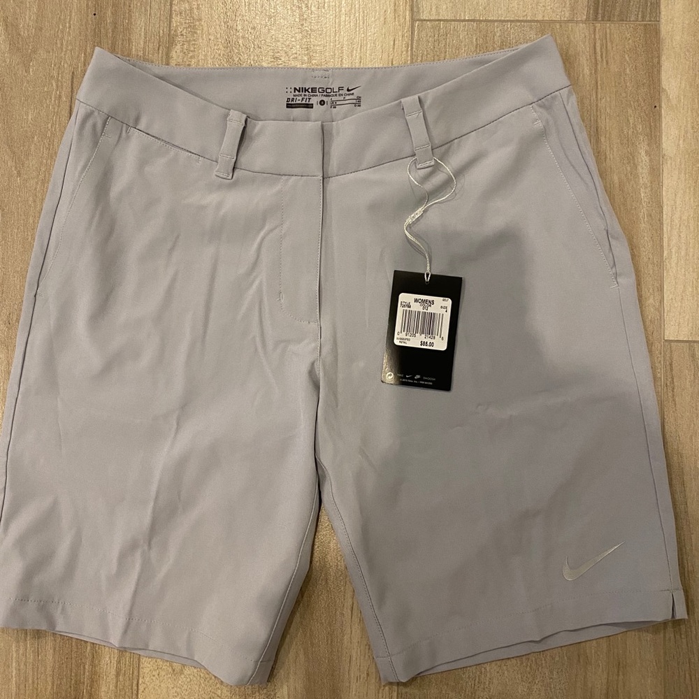 Nike Golf Women’s Shorts Size 4